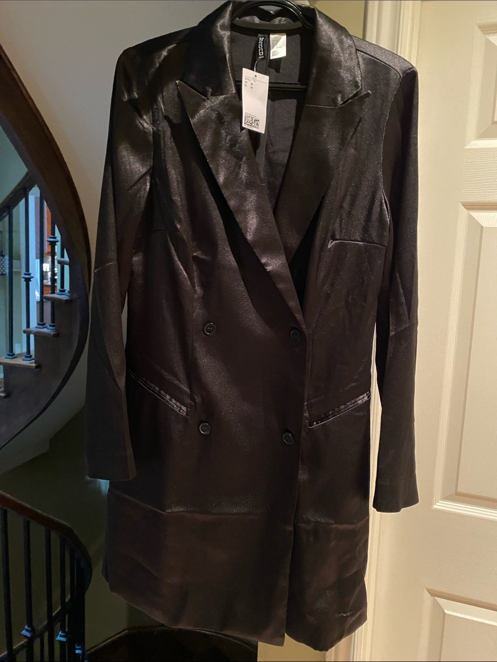 Divided Black Satin Double-Breasted Longline Blazer
